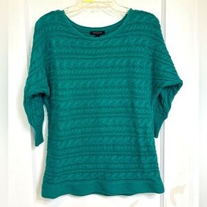 Banana Republic green textured sweater, size medium